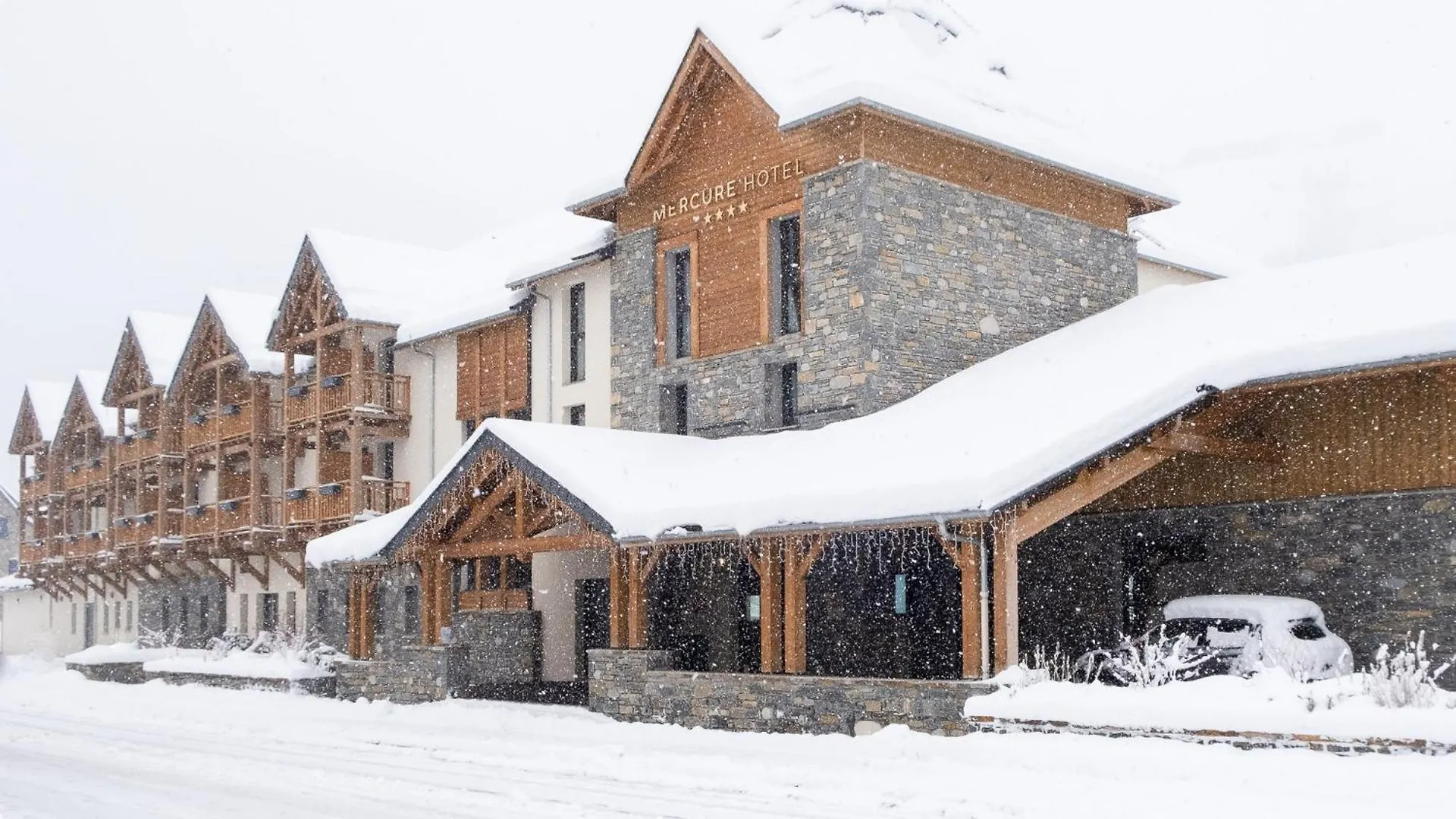 Mercure Peyragudes Loudenvielle Pyrenees